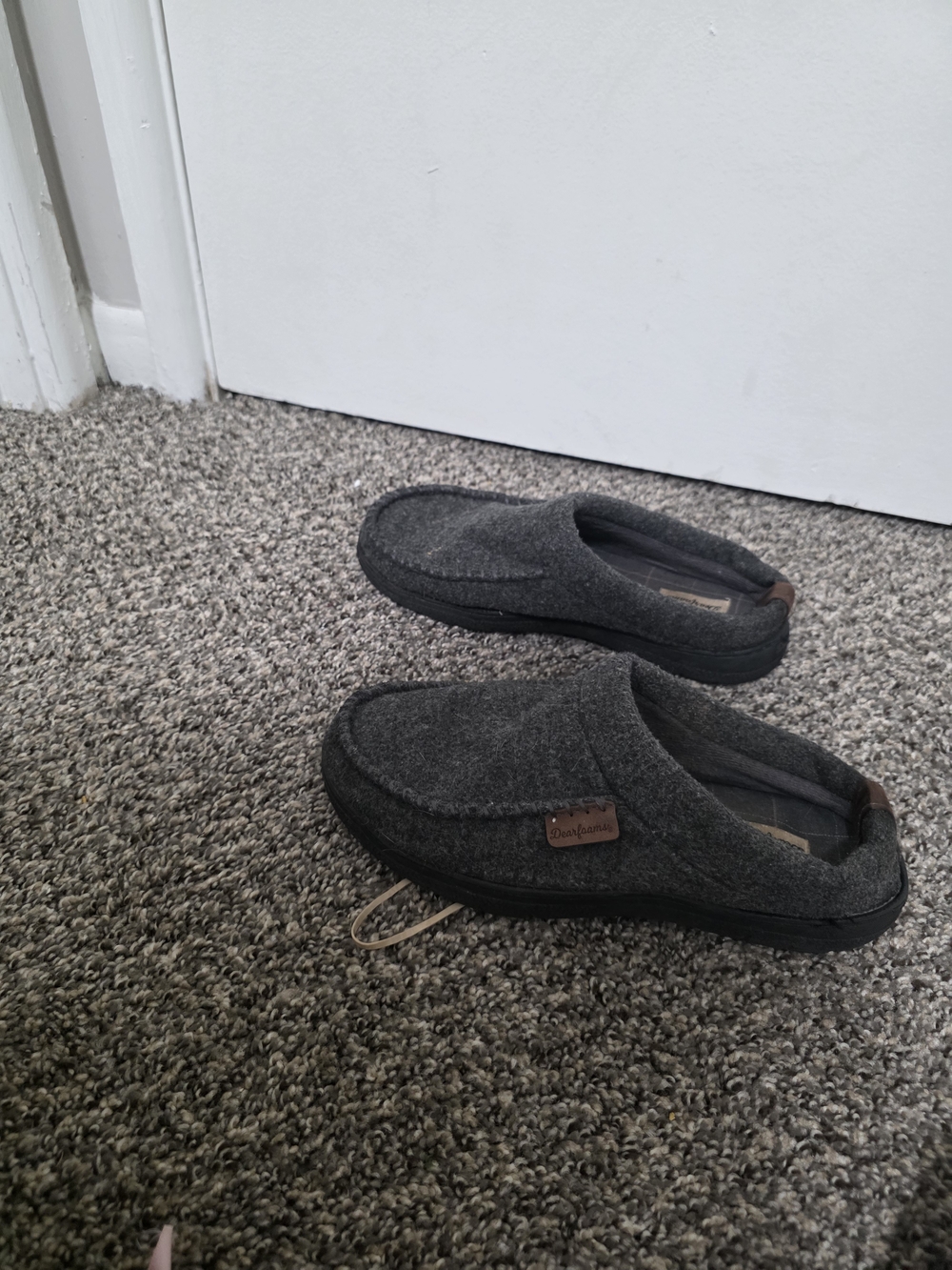 dearfoams Men's Charcoal Gray Slip-On Memory Foam Loafers
